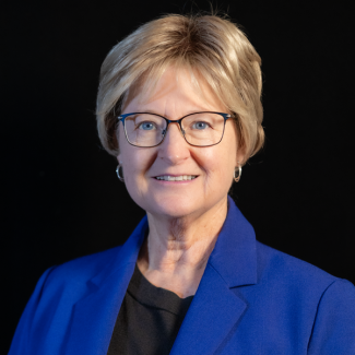 Diana Simpson head shot