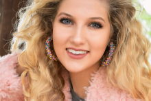 Alexis Barnes glamor shot