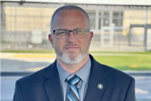 Jared Dewey headshot